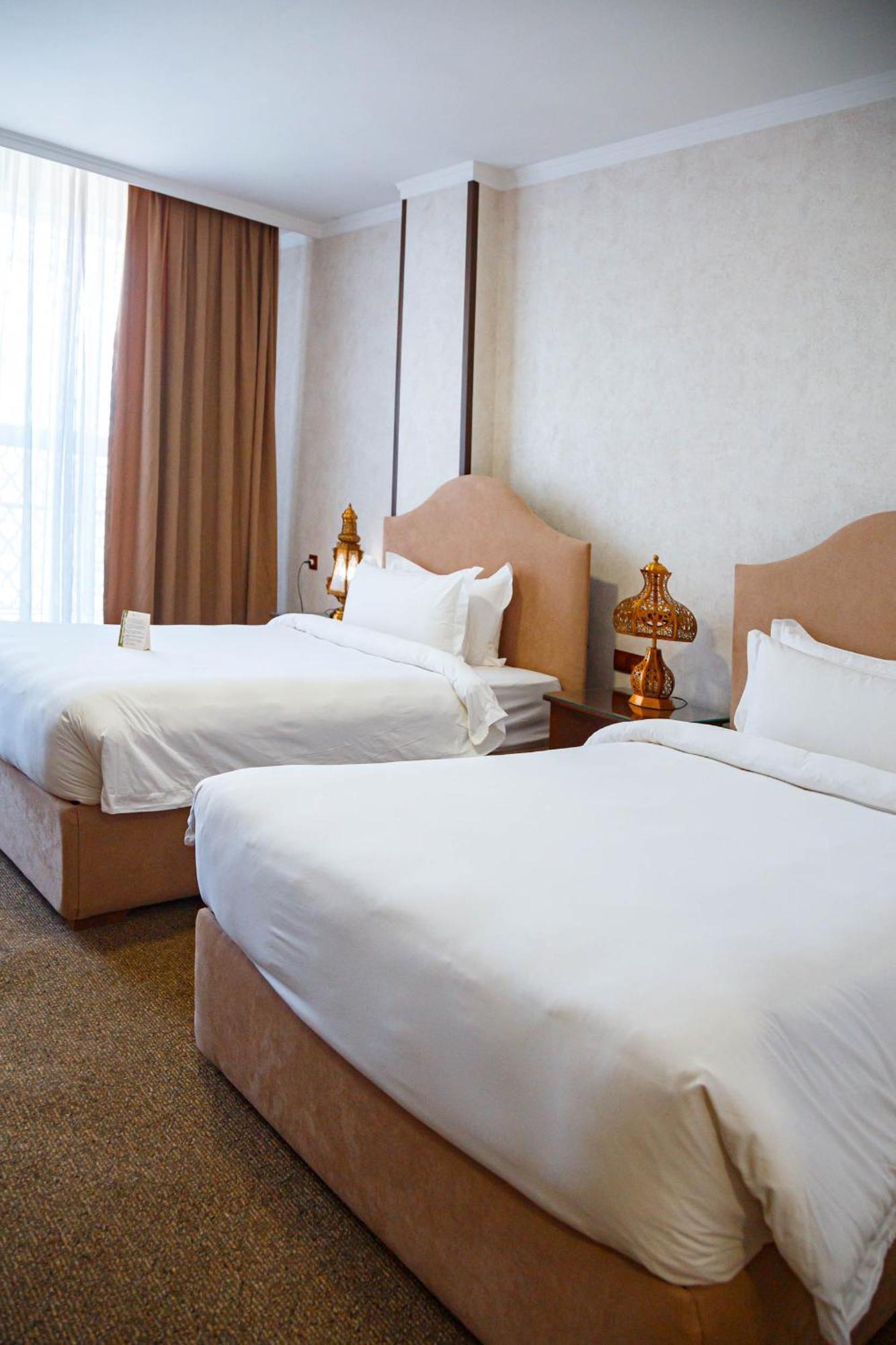Jannat Resort أوش الغرفة الصورة