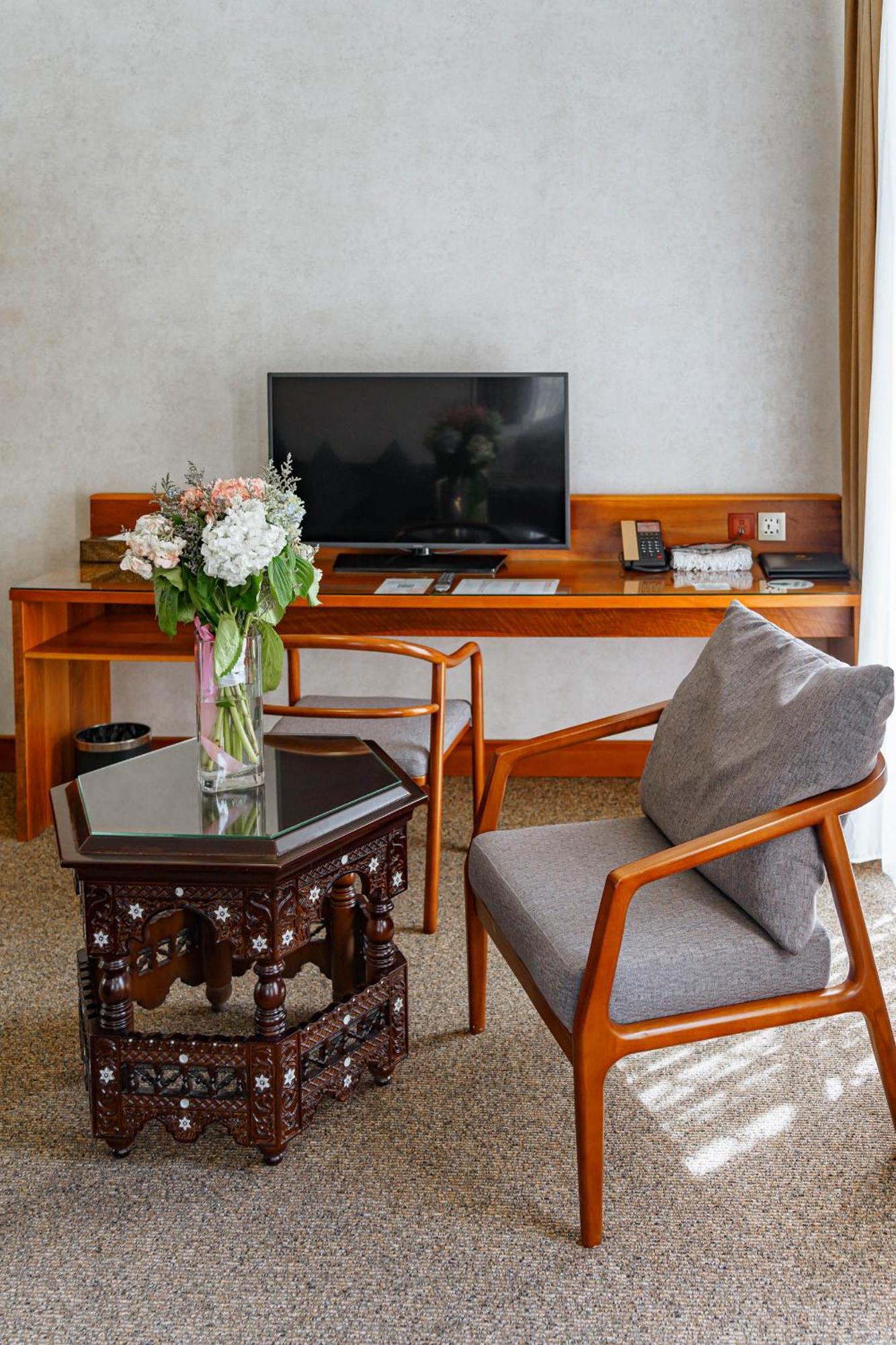 Jannat Resort أوش الغرفة الصورة